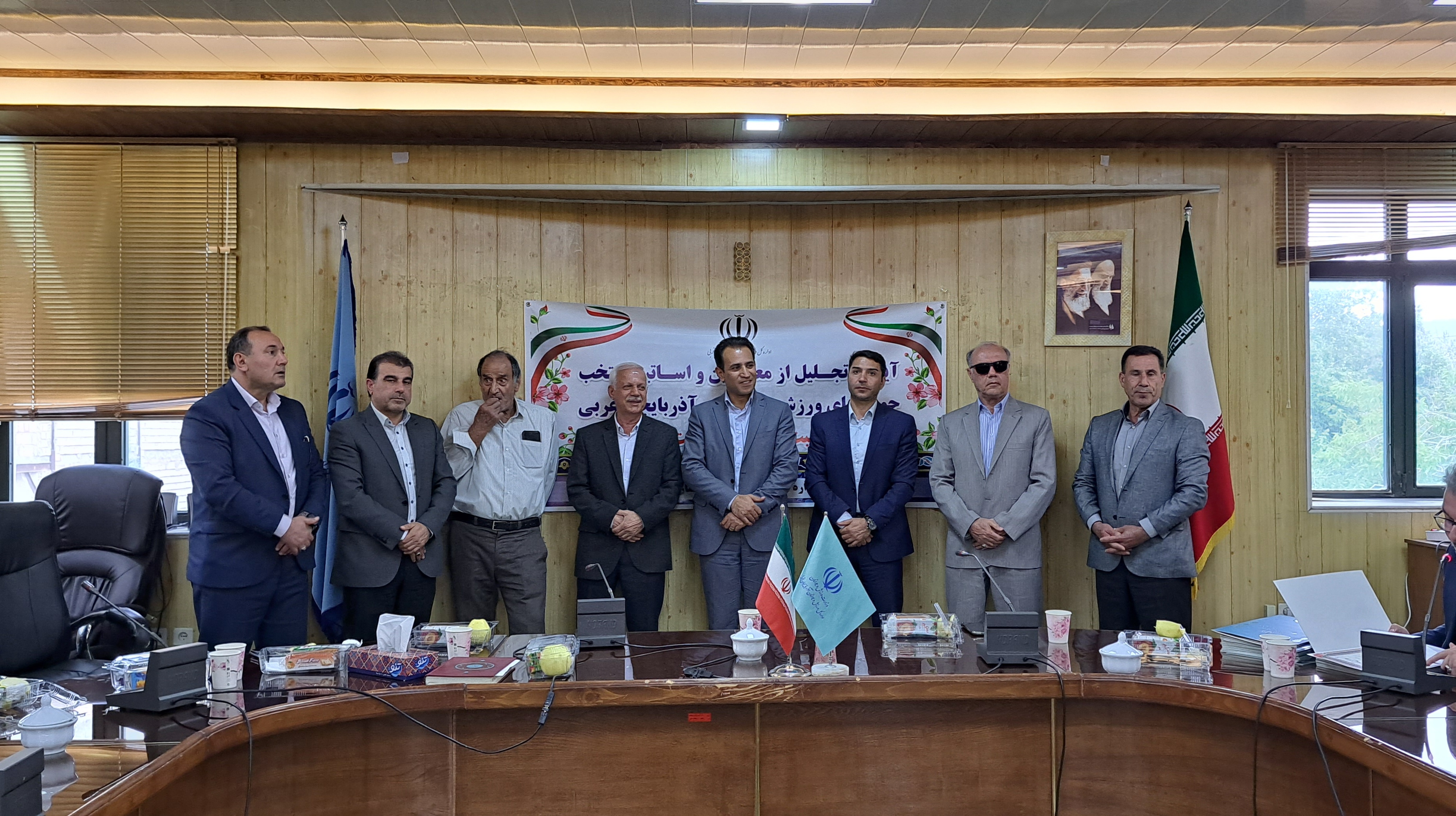 تجلیل از اساتید دانشکده علوم ورزشی